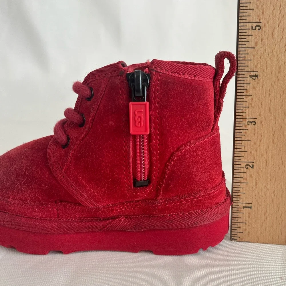 UGG Neumel Red Suede Chukka Boots Toddler 6 Unisex 1017320T